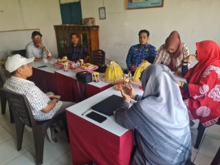 Gandeng Akademisi dan Pemerintah Desa, YKPM Sulsel Susun Perdes Anti Pernikahan Dini di Polman