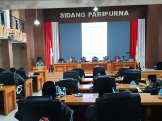 ​DPRD Polman Sampaikan Rekomendasi LKPJ Bupati 2025, Soroti Pertumbuhan Ekonomi dan Kualitas Layanan Dasar