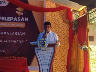 Samsul Mahmud Hadiri Pelepasan Siswa SMK Campalagian, Tegaskan Komitmen Majukan Pendidikan