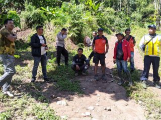 Warga Matangga Terisolasi akibat Longsor, Anggota DPRD Sulbar Jalaluddin Turun Tangan Bawa Alat Berat Pribadi