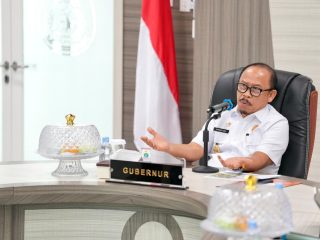 Gubernur SDK Ultimatum 13 Perusahaan Sawit: Naikkan Harga TBS atau Siap Hadapi Sanksi Pencabutan Izin