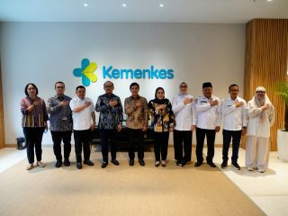 Temui Wamenkes RI, Bupati Samsul Mahmud Perjuangkan Peningkatan Kelas RSUD Wonomulyo hingga Layanan KJSU