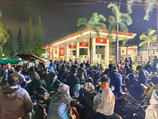Polman Butuh SPBU Baru, Aktivitas Warga Berantakan Akibat Kelangkaan BBM