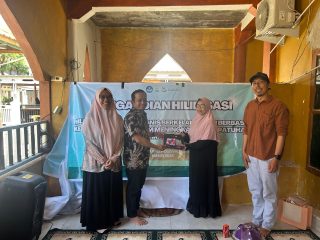 Perkuat Ekonomi Pesisir, Unsulbar Latih Pelaku UMKM Desa Laliko Polman Manfaatkan Aplikasi Coretax