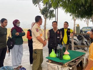 Pastikan Harga Wajar, Satpol PP Polman Awasi Pengecer BBM di Tiga Kecamatan